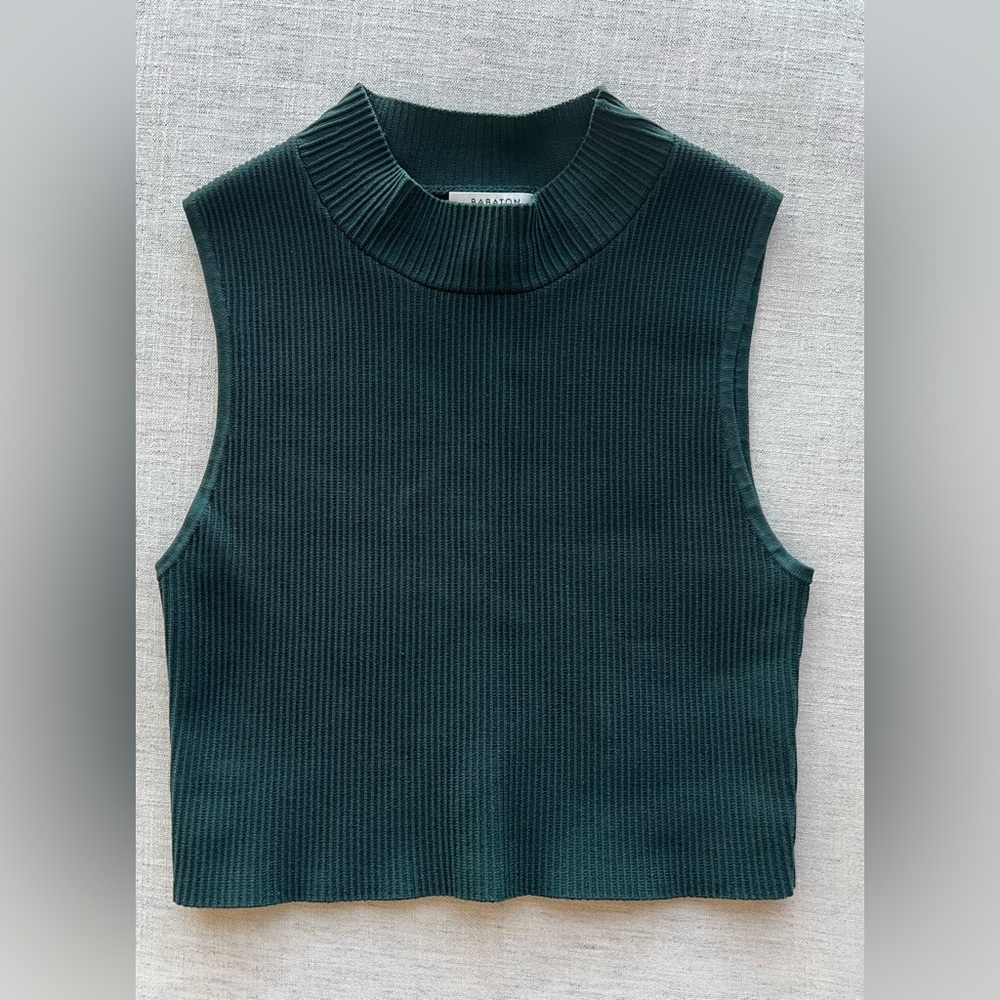 Aritzia Babaton Ribbed Sleeveless Top in Deep Green